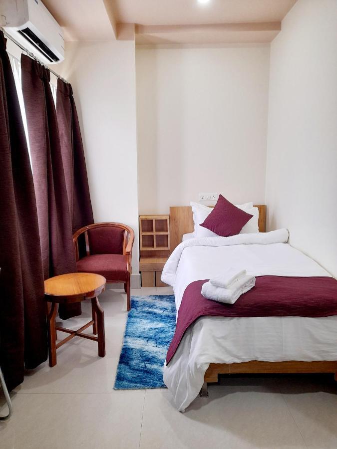Bharalu Residency Hotel Guwahati Bagian luar foto
